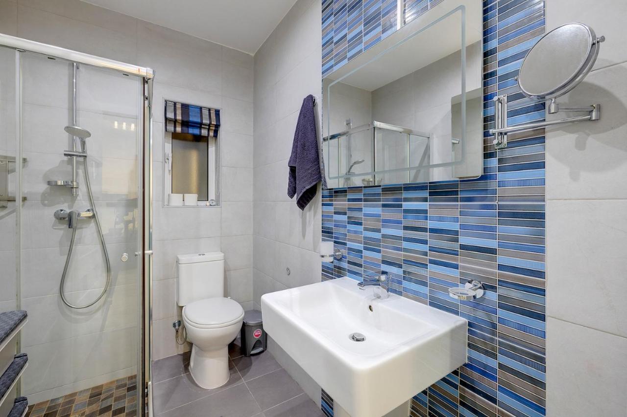 Picturesque Sliema Pad Steps From The Seafront Apartment Exterior photo