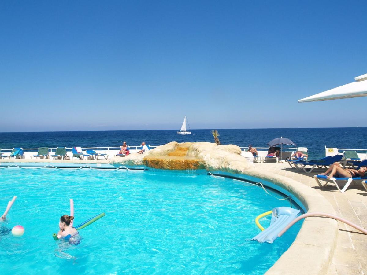 Picturesque Sliema Pad Steps From The Seafront Apartment Exterior photo